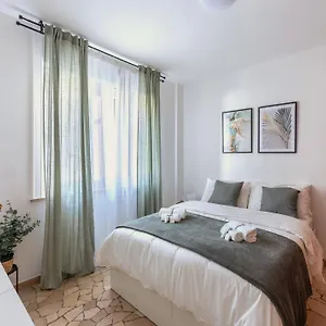 https://apt-8-min-dalla-metro-casa-elegante-con-netflix-e-wifi.it-lombardy.com