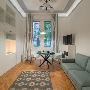 https://dream-suites-milano-pagano-citylife.it-lombardy.com