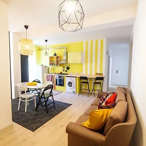 https://lillyhome.it-romehotels.com