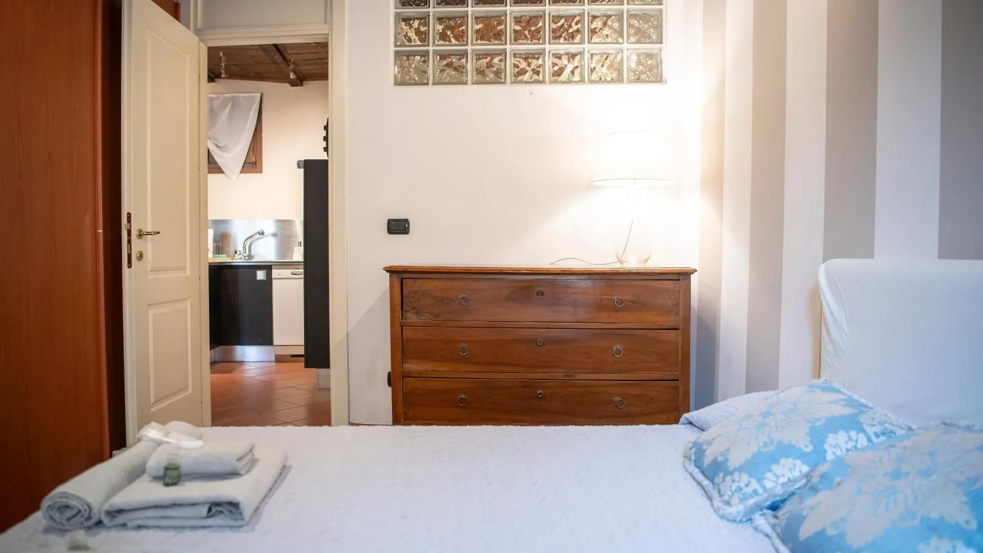 Ai Piedi Del Castello / 4Pl / Apt. Full Verona