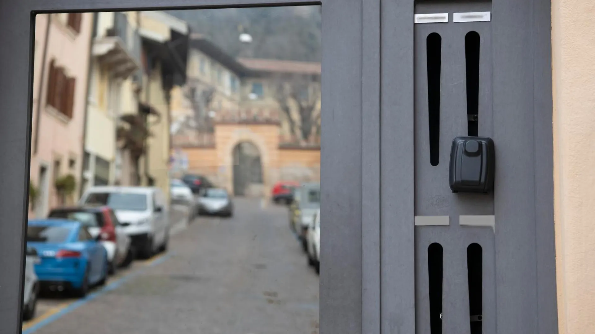 Ai Piedi Del Castello / 4Pl / Apt. Full Verona Lägenhet